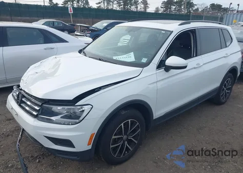 2021 Volkswagen Tiguan 2.0T Se/2.0T Se R-Line Black/2.0T Sel из США, поврежденный, VIN 3VV2B7AX6MM095241